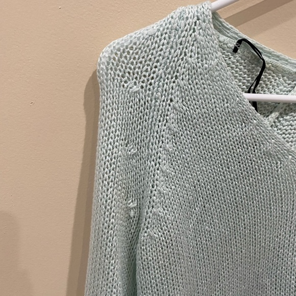 Mint green knit sweater - Picture 3 of 7